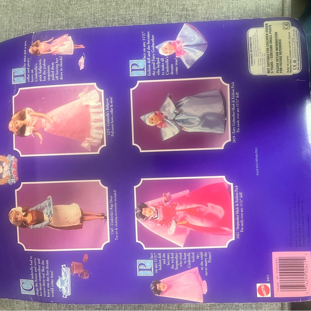 1991 -1992 Mattel Disney Princess Costume Playsets Sleeping Beauty & Cinderella - Picture 7 of 7
